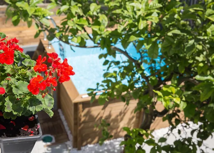 Sea For Yourself Хостел Кошта-да-Капарика